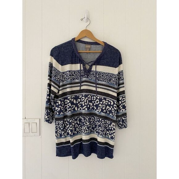 EUC Chico's Lace-up Tunic, Blue Animal Mixed Print, 3/4 Sleeve, Size 2 (large) - Picture 1 of 5